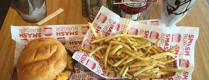 Smashburger is one of Lugares favoritos de Rita.