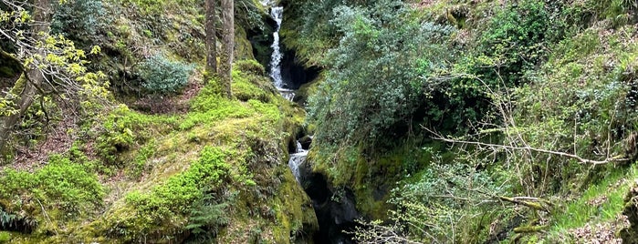 Poulanass Waterfall is one of Ireland-List 2.