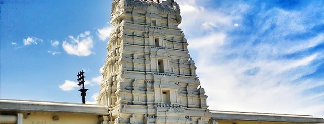 Sri Venkateswara Temple is one of Tempat yang Disukai Bumble.