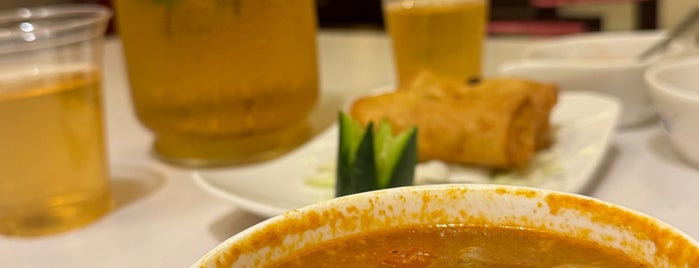 Gulf Royal Chinese Restaurant is one of The 15 Best Places for Soup in Jeddah.