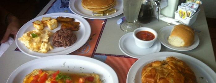 GHOP Restaurant is one of Must-visit Food in Managua.