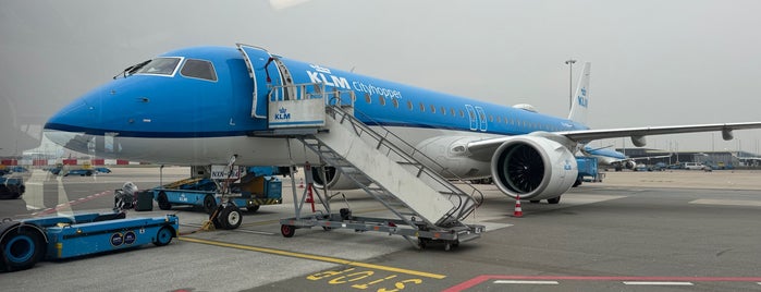 Schiphol B Platform is one of Travel.