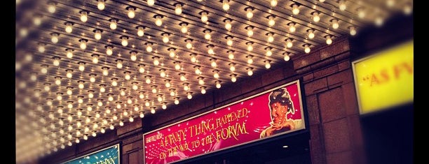Her Majesty's Theatre is one of Lugares favoritos de Kris.