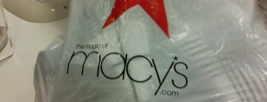 Macy's Metcalf South Shopping Ctr is one of Becky Wilson 님이 저장한 장소.