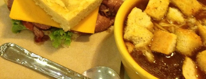 Saint Louis Bread Co. is one of Tempat yang Disukai Laura.