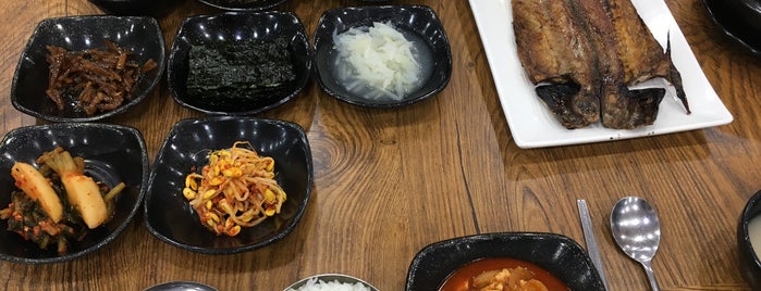 조림명가 is one of Kimchi.