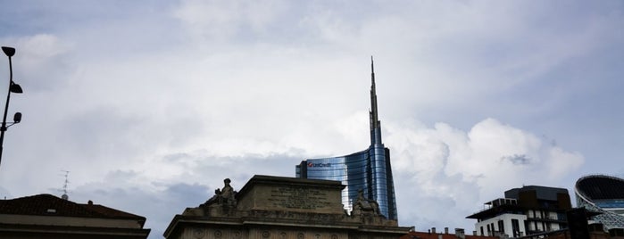 Porta Garibaldi is one of Milano turistica.