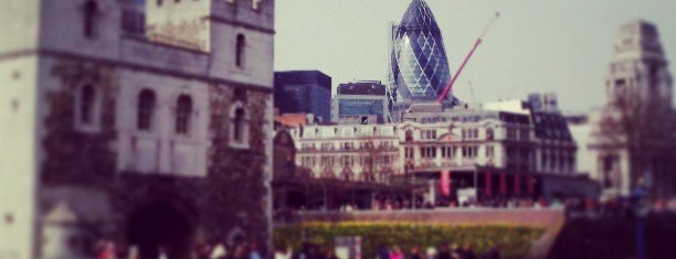 Tower of London is one of London.