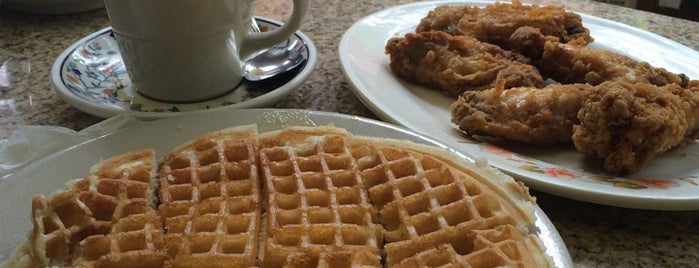 Lincoln's Waffle Shop is one of A Mostly DC A-Z Restaurant List.