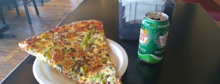 Paradiso Pizza and Subs is one of Brujita 님이 좋아한 장소.