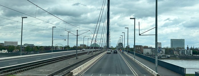 Oberkasseler Brücke is one of Düsseldorf 🇩🇪.
