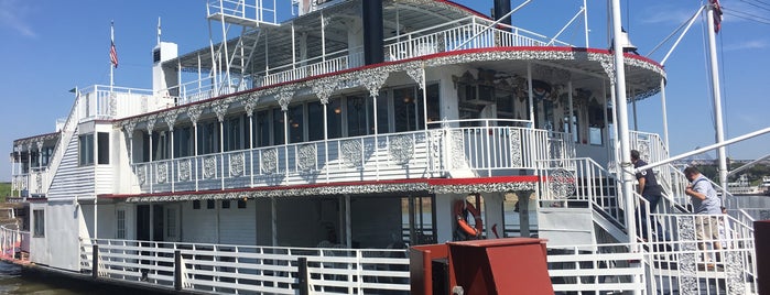 memphis riverboats beale landing is one of Susanさんのお気に入りスポット.