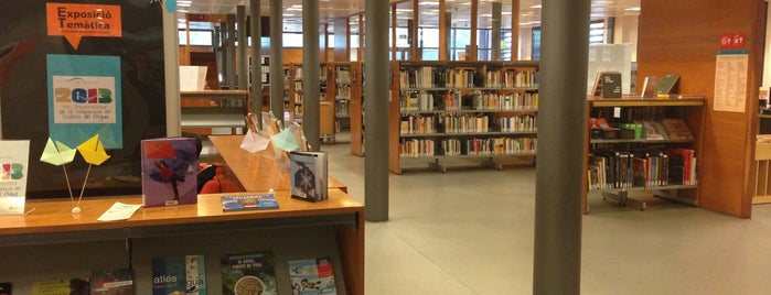 Biblioteca Vapor Badia is one of Josmy'un Beğendiği Mekanlar.