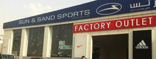 Sun & Sand Sports Factory Outlet is one of สถานที่ที่บันทึกไว้ของ Good Food.