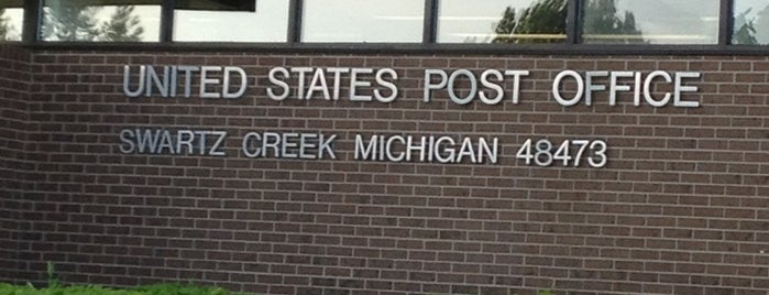 United States Postal Service is one of สถานที่ที่ April ถูกใจ.