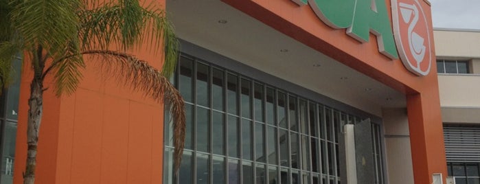 MEGA Comercial Mexicana is one of Tempat yang Disukai Soni.