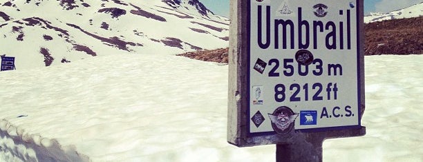 Umbrailpass is one of Traversata delle Alpi.