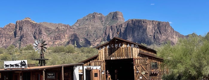 Superstition Mountain Museum is one of Places to try.