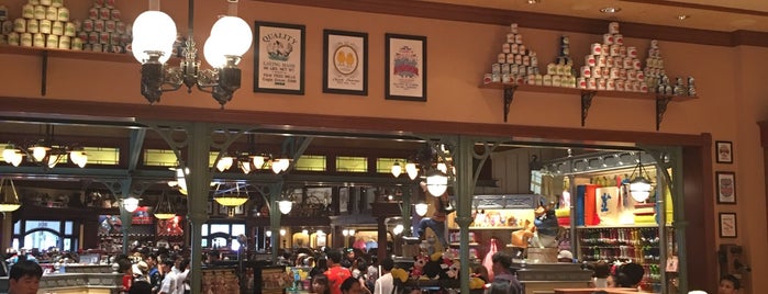 Main Street Mercantile is one of Disney HK.