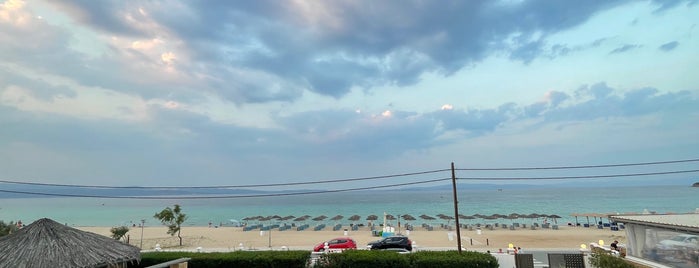 Antigoni Beach Resort is one of Sithonia.