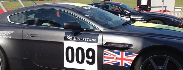 Silverstone Experience Centre is one of Alineさんのお気に入りスポット.