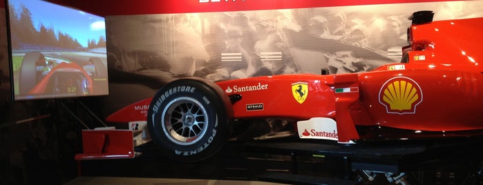 Ferrari Store is one of Sitios de interés.