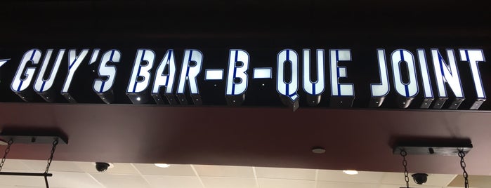 Guy's Bar-B-Que Joint is one of Orte, die Laura gefallen.