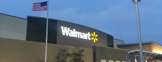 Walmart Supercenter is one of JoAnn 님이 좋아한 장소.
