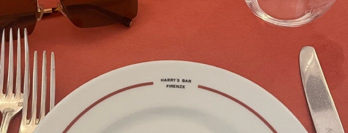 Harry's Bar is one of Firenze to-do.