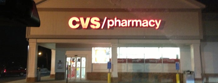 CVS pharmacy is one of Locais curtidos por Lindsaye.