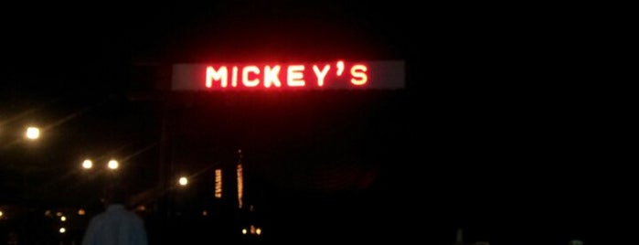 Mickey's is one of Arka'nın Beğendiği Mekanlar.