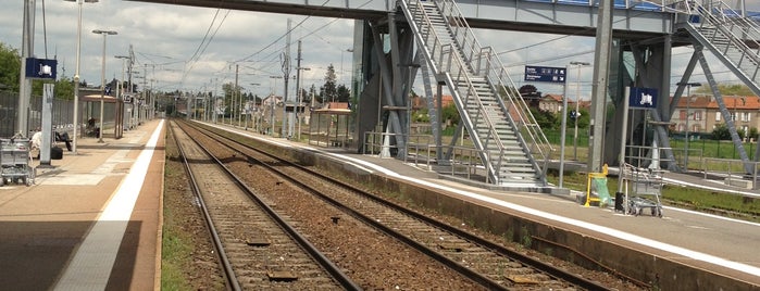 Gare SNCF de Moulins-sur-Allier is one of Mes transports en commun.