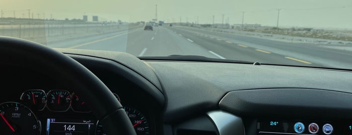 Dammam - Riyadh Highway is one of Rest..