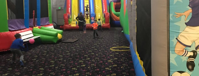 Kidz Bounce is one of Places to Take the Kids.