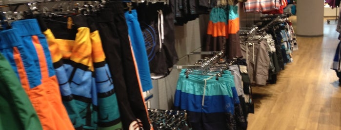 SportScheck is one of My favorites for Clothing Stores.