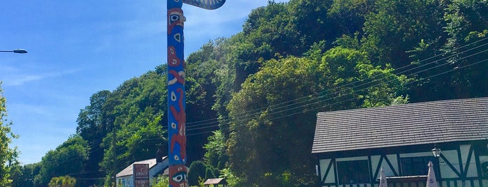 Totem-Pole Restaurant is one of Local Food Locations.