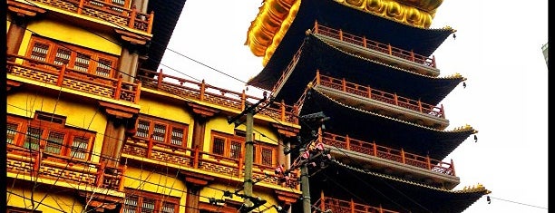 Jing'an Temple is one of Shanghai.