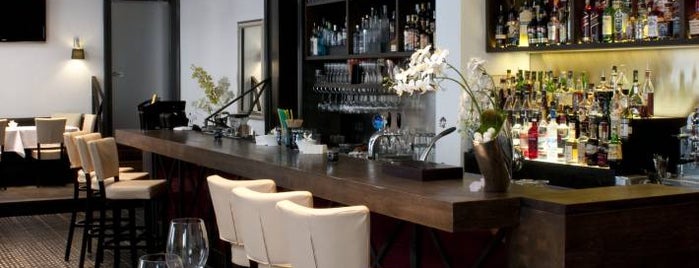 Aureole B13 Restaurant and Cognac Lounge is one of Where to...Diner's best spots [Prg].