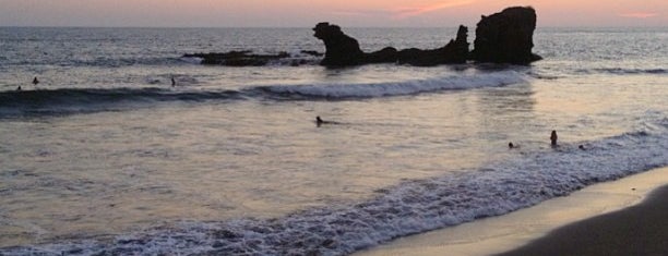 Playa El Tunco is one of Lugares guardados de Jeremy.