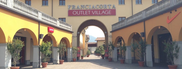 Franciacorta Outlet Village is one of Locais salvos de G.