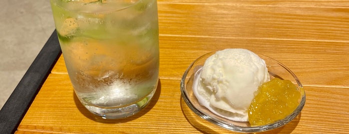 Rethink Cafe GINZA is one of nagoya.