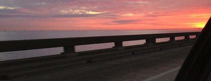 Lake Pontchartrain is one of New Orleans.