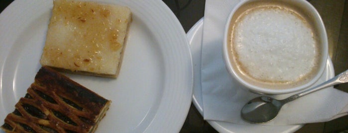 Lord Café and Pastry Shop | کافه قنادی لرد is one of شیرینی فروشی های خوشمزه.