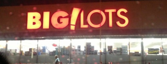 Big Lots is one of CreoleTesさんのお気に入りスポット.
