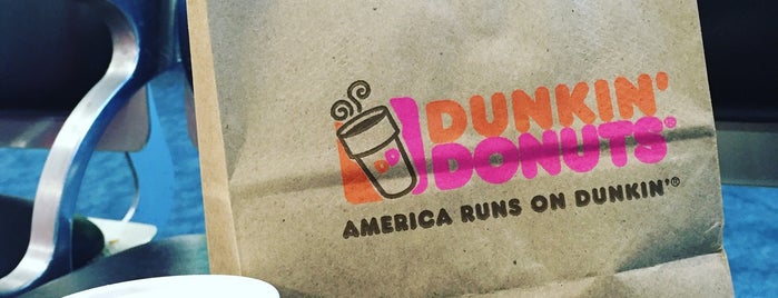 Dunkin' is one of Viagens.