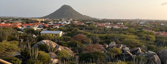 Casibari Rock Formation is one of Locais salvos de Kimmie.