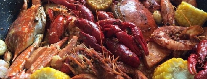 The Crab Shack is one of CrazyAzn's guide to Ho Chi Minh City's hot spots!.