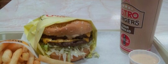 Astro Burger is one of Lieux sauvegardés par Christopher.