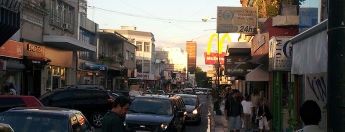 Centro Comercial Martínez is one of Mks'ın Beğendiği Mekanlar.