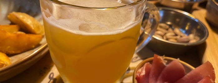 Beer House is one of Вкусно есть.